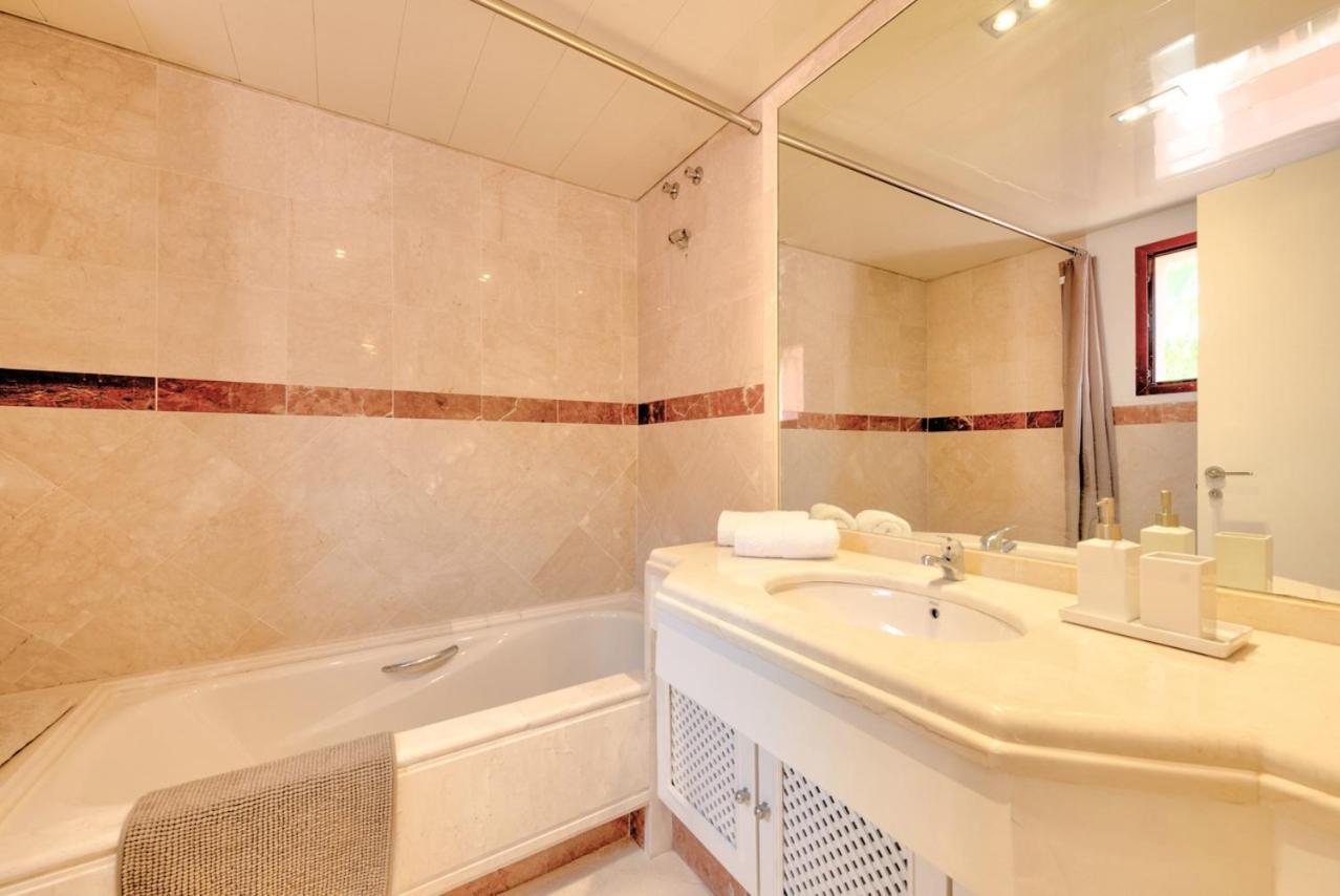 Luxury Penthouse In Jardines De Don Carlos Marbella Eksteriør bilde